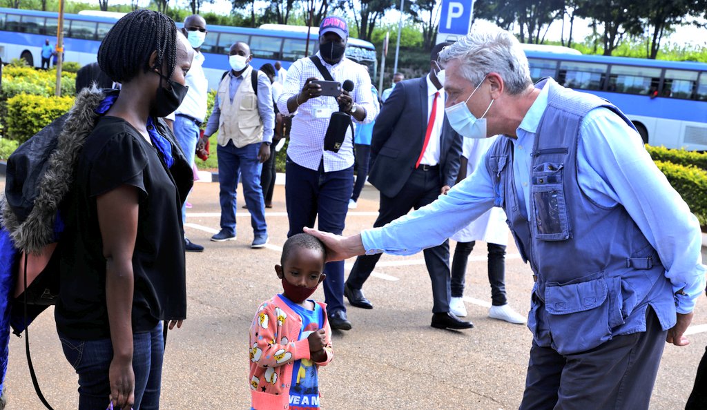 The United Nations High Commissioner for Refugees, Filipo Grandi, inspects the process to repatriate Burundian refugees at Nemba One-Stop Border Post on April 27 ( Courtesy)