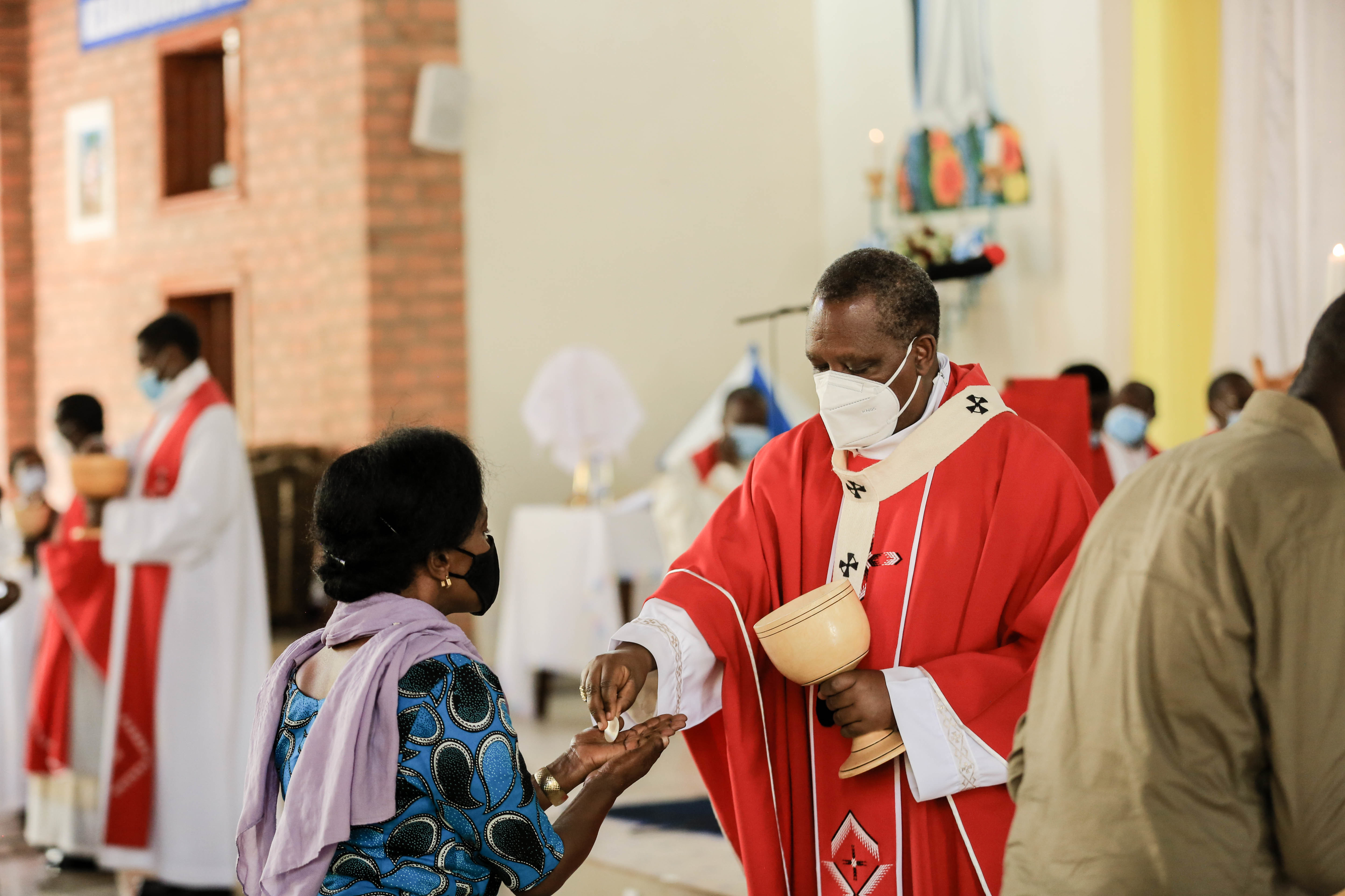 Cardinal Antoine Kambanda holding the Holy Communion during the service to launch the Eucharistic Congress at the Archdiocesan level at Karoli Lwanga parish in Nyamirambo on Wednesday June 3. The celebrations coincided with the commemoration of Karoli Lwanga, the Patron Saint of the parish. 