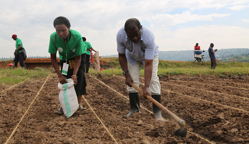 A farmer during the launch of agriculture season in 2018 . / Photo: File.