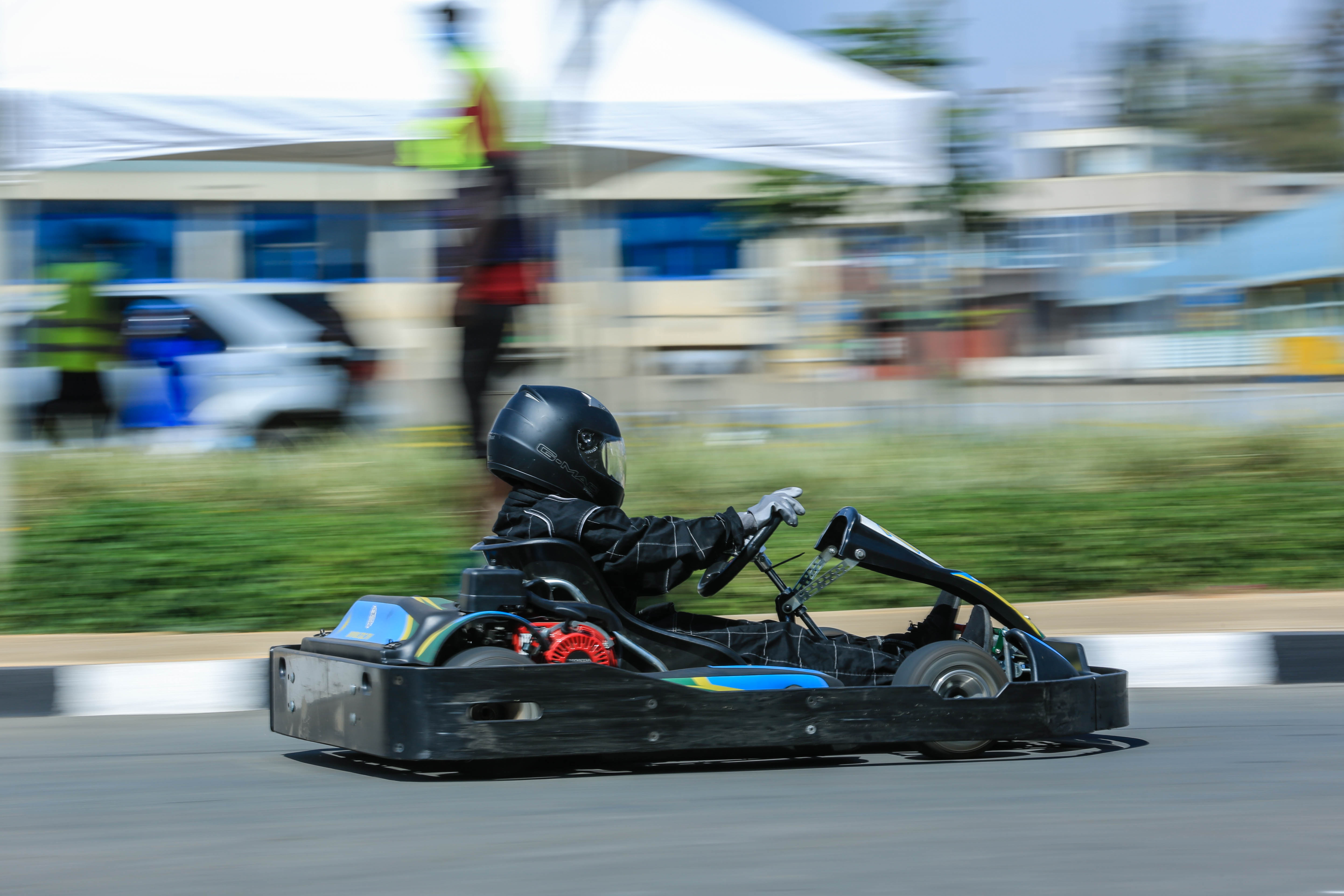 All photos by Dan Nsengiyumva.