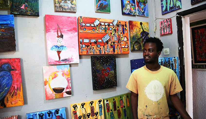 Emmanuel Mutuyimana showcases his art pieces at Ivuka Arts Gallery in Kigali. / Photo: Sam Ngendahimana.