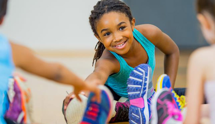Including physical activity into your childâ€™s daily routine sets the foundation for a lifetime of fitness and good health. / Photo: Net