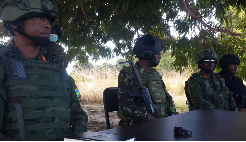 (L-R) Major General Innocent Kabandana, the joint operations commander of the Rwandan troops in Mozambique and Maj Gen Christoru00e3o Artur Chume, the commander of the Mozambican army in the joint operation addressing the press in Mocimboa da Praia on Monday, August 9. On the extreme left is Brig Gen Pascal Muhizi, the head of operations for the Rwandan contingent. / Photo: Courtesy.
