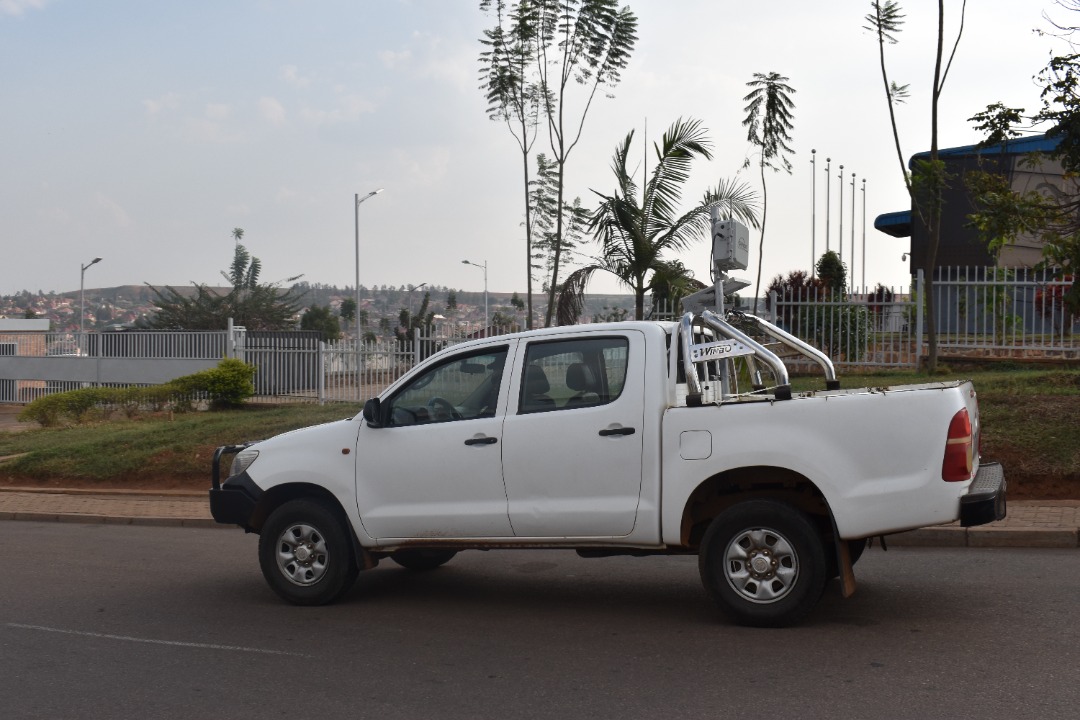 A car carrying out a mobile ambient air monitoring system in Kigali.