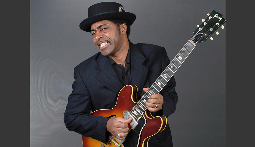 American singer and guitarist Vasti Jackson. / Courtesy photo.