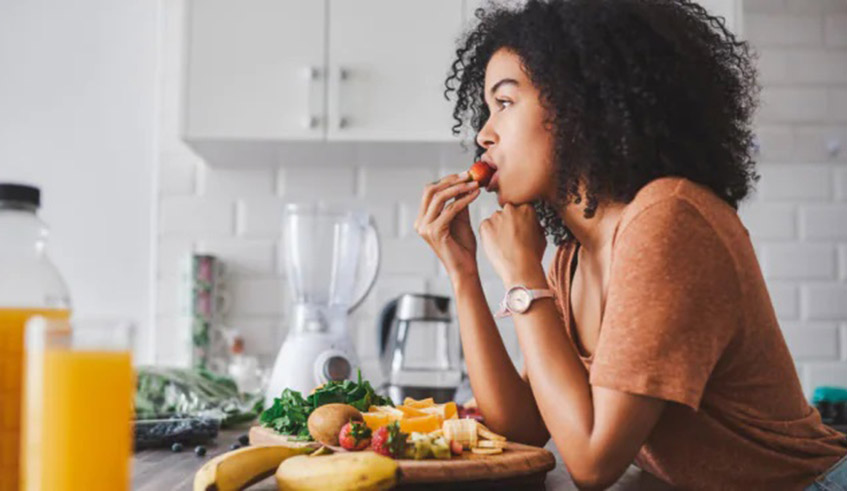 In essence, mindful eating means being fully attentive to your food. Photo/Net