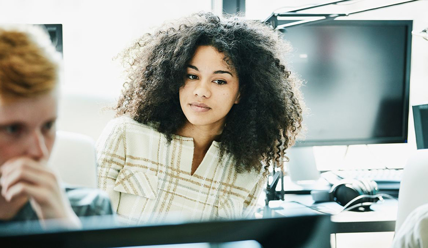 There is often misinterpretation of intention when it comes to women in the workplace. / Net photo.