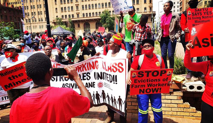  A past riot in South Africa. In order to create sustainable change, Africa needs strong inclusive political and economic institutions. / Net photo 