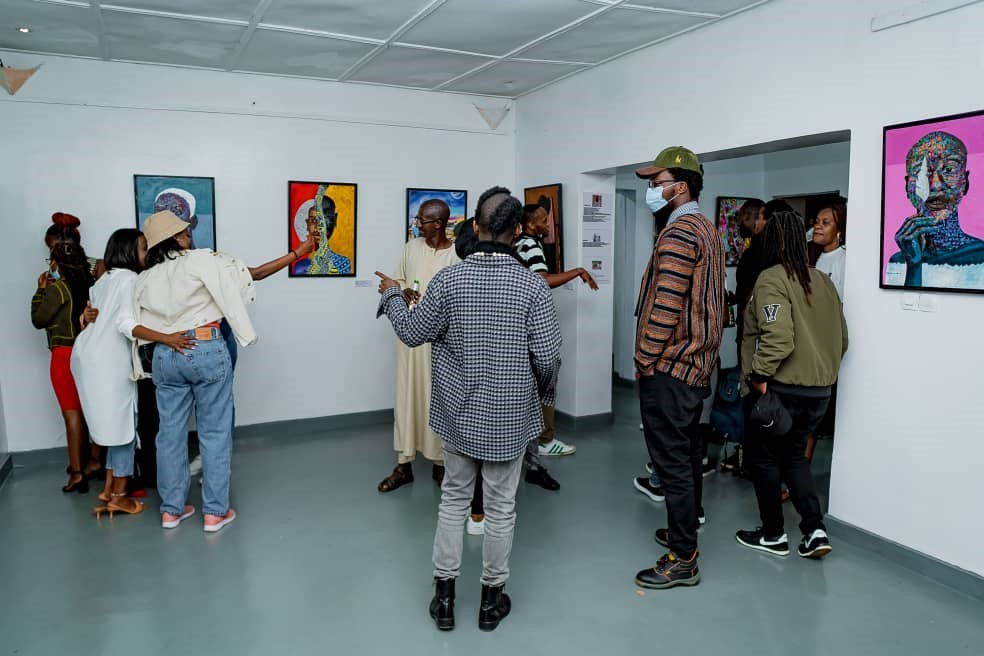 Visitors at the Local Motif art ixhibition at Indiba Arts Space gallery in Kigali city. 