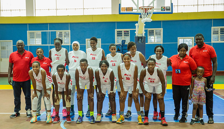 REG BBC women's team pose for a group photo before the game . / Dan Nsengiyumva