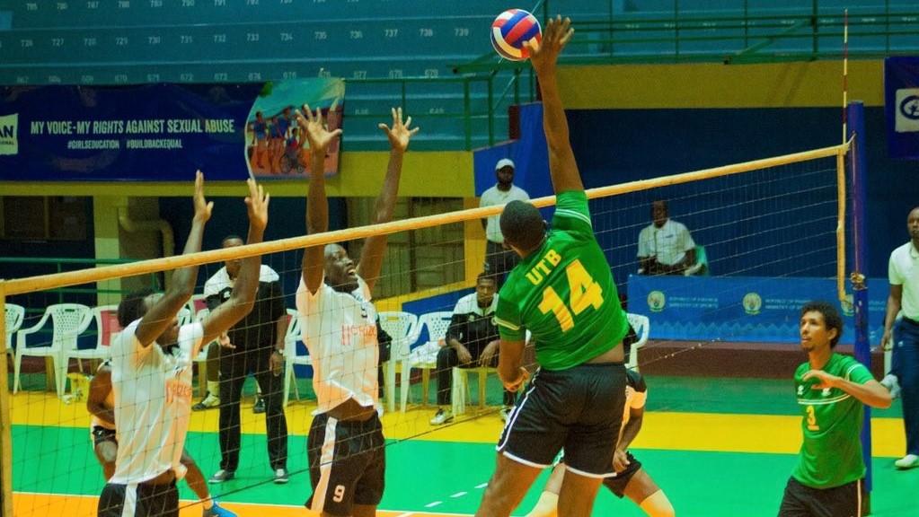 APR (white) beat UTB (green) to win the 2019/20 league title, the club's first since 2014. 