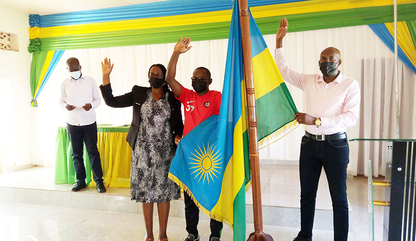 Some of the elected delegates representing special interest groups, women, youth and persons with disabilities, take oath of office on Tuesday, November 9, 2021 in Bumbogo Sector Gasabo District. / Photo: Courtesy.