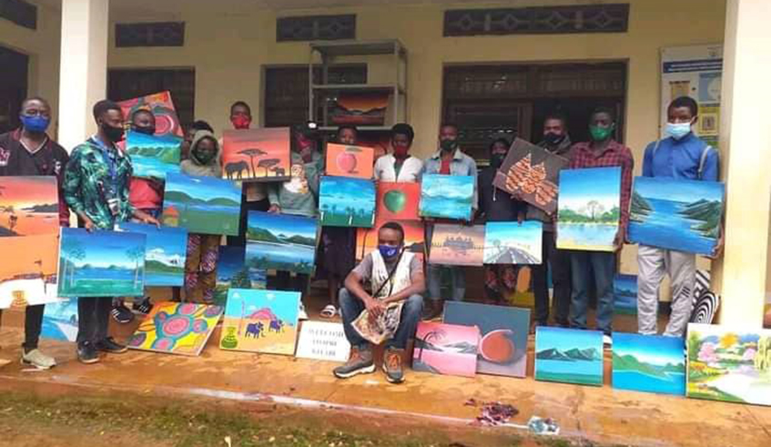 Theoneste Kubwayo also trains people who are interested in art. / Photos: Courtesy