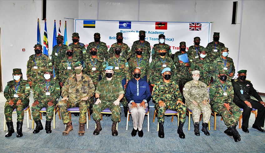 Twenty RDF officer have completed a two-week training of military observers at Rwanda Peace Academy in Musanze.