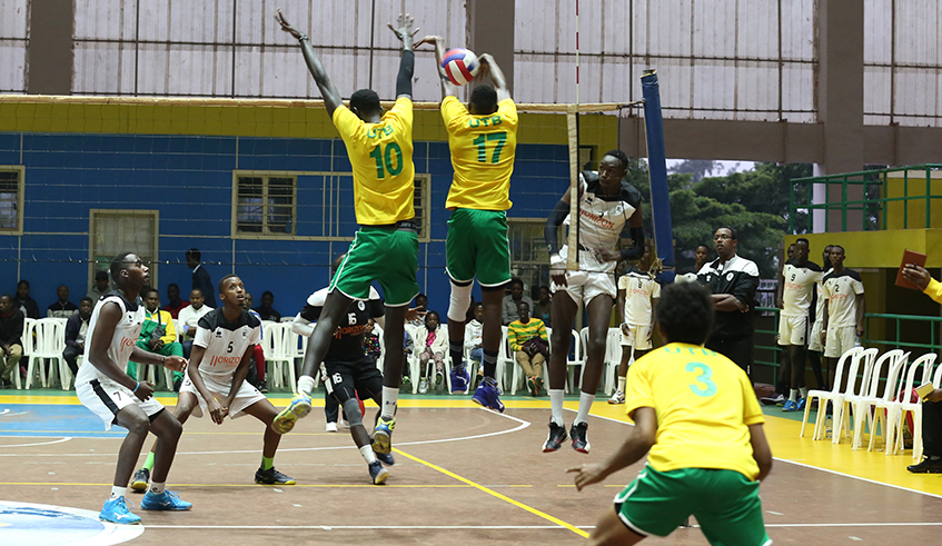 UTB players during the league game against APR Volleyball team at Petit stade . / Sam Ngendahimana