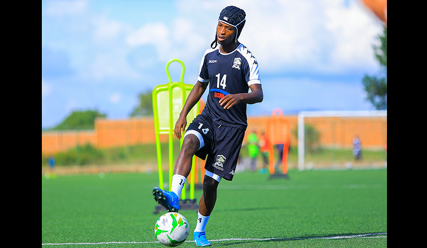 Forward Lague Byiringiro, who is recovering from a head injury, trained with his APR teammates on Wednesday, December 1. / Photo: Courtesy.