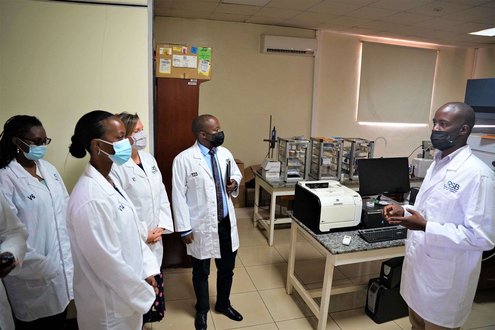 Rwanda Standards Bureau's expert briefing visitors during the launch of a Single Window Information for Trade (SWIFT) project that was launched on December 9. 