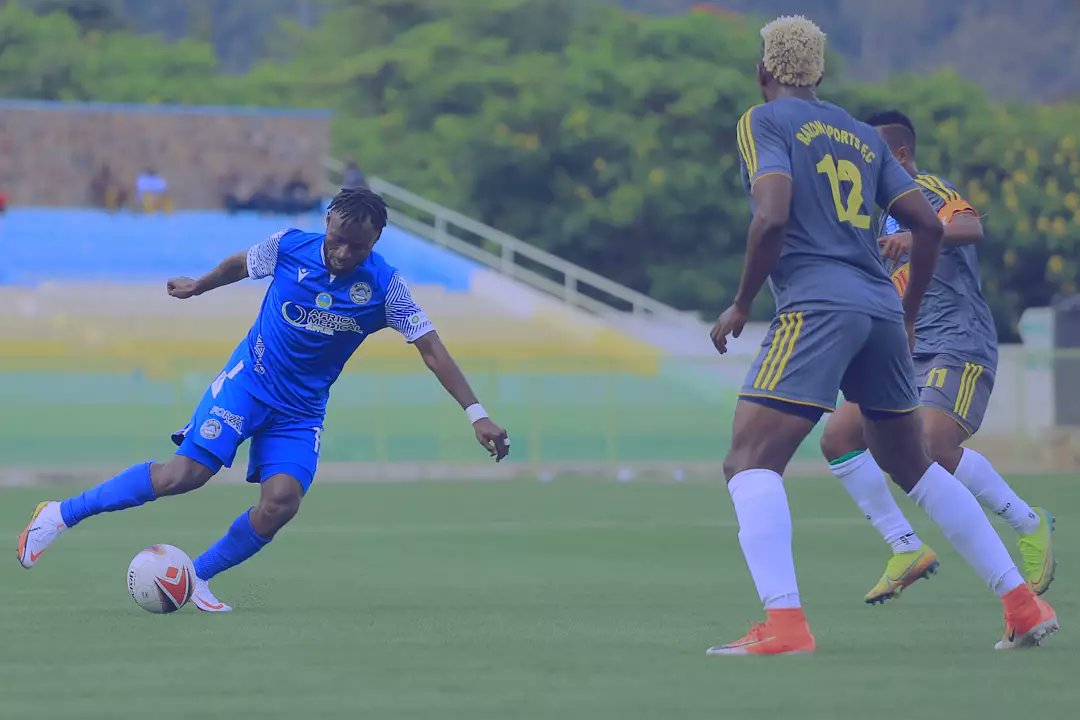 AS Kigaliu2019s striker Shaban Hussein Shabalala with the ball during the match against Rayon Sports. 