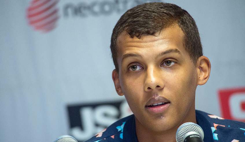 Singer Stromae is back in the news after speaking out on his new song and personal struggles with suicidal thoughts. / Net photos