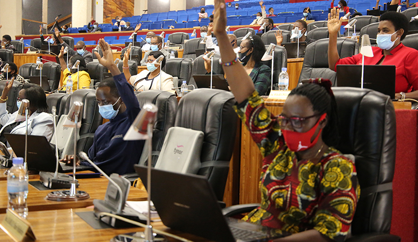 Members of parliament during a prelinary session in January 2020. / Craish Bahizi