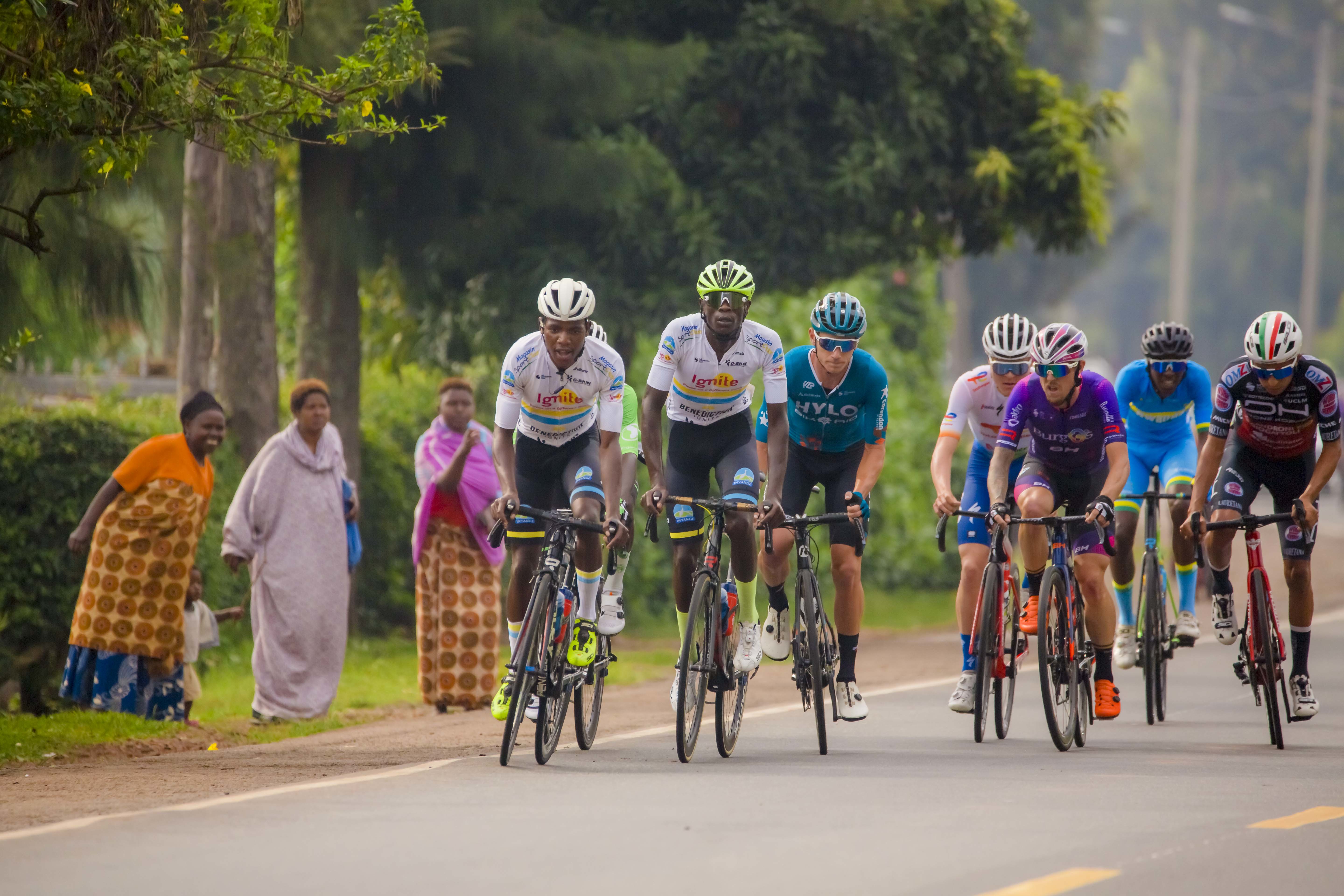 Two Rwandan riders Eric Manizabayo and Jean Bosco Nsengimana (left) with other riders in a breakaway during Day 3 of Tour du Rwanda. / Courtesy