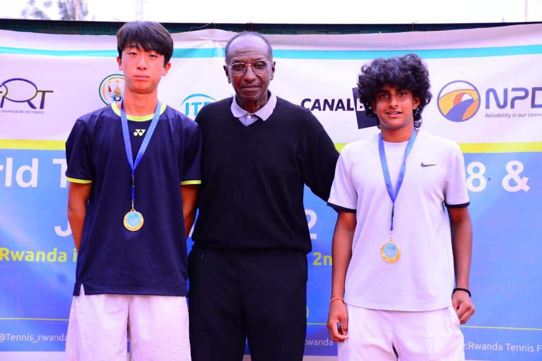South Korean Seungmin Park (left) and American Pavan Appu (right) won the boys' doubles finals. / Courtesy
