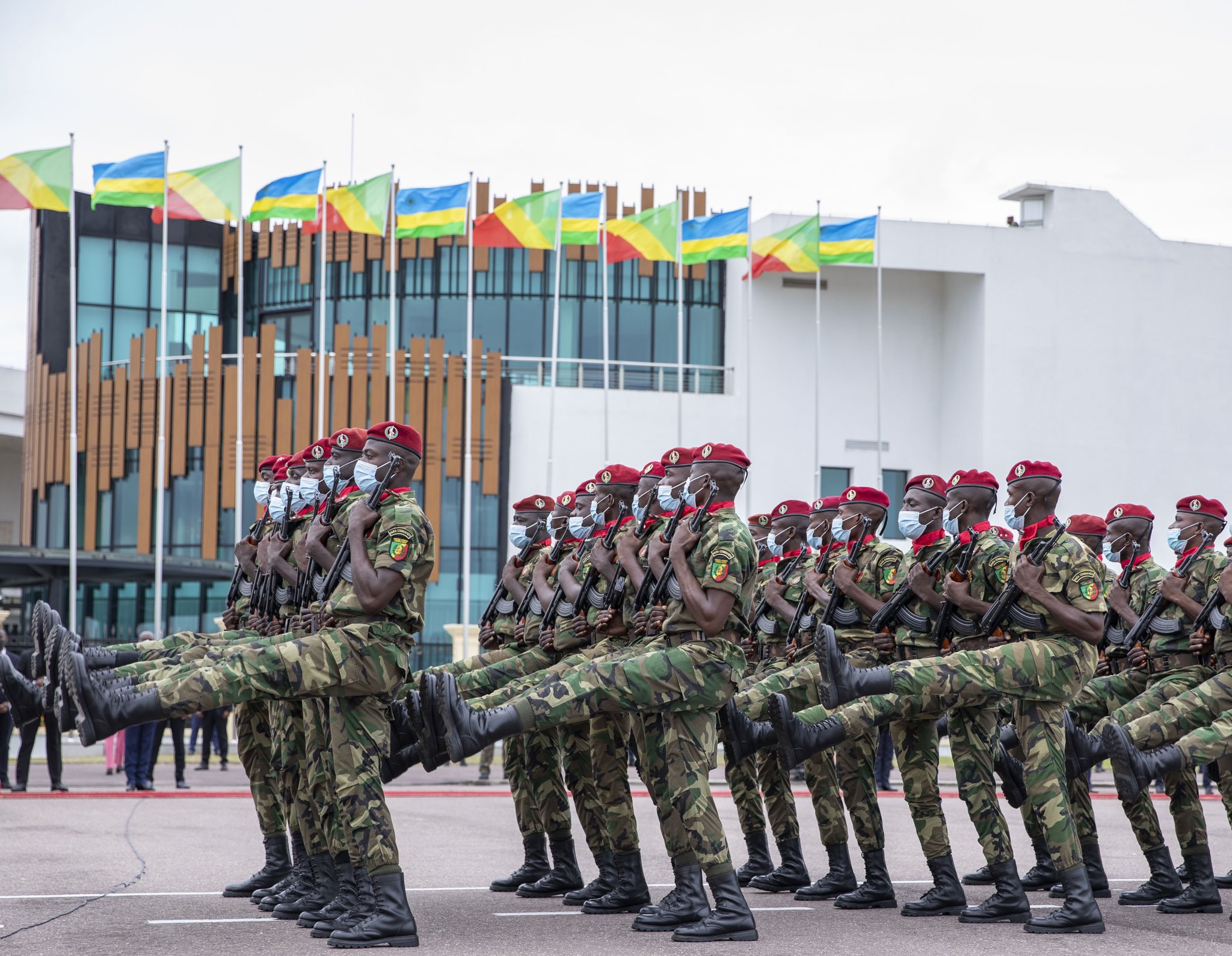 President Sassou Nguesso welcomes President Kagame to Brazzaville for a three day State Visit that will include a visit to Oyo. / Village Urugwiro