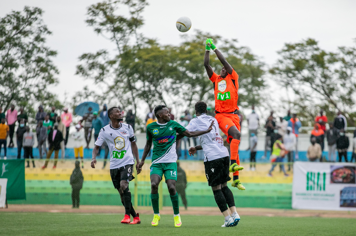 Gasogi United goalkeeper Gael Cyuzuzo vies for the ball during a 2-0  league match against Kiyovu. 
