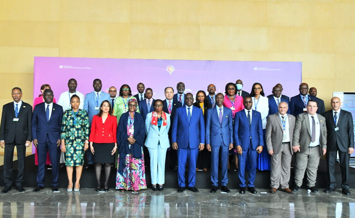 Delegates pose for a group photo with Senegalu2019s President Macky Sall (centre) during the 54th session of the Economic Commission for Africa Conference of Ministers in Dakar. / Photos: Courtesy.