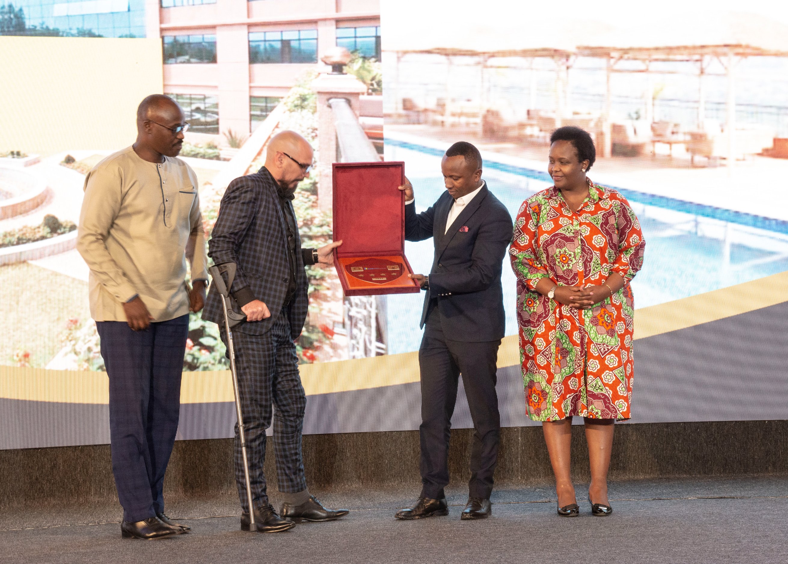 Mayor of Kigali City, Pudence Rubingisa (left) and RDB CEO Clare Akamanzi graced the Star Awarding Ceremony on Friday May 20. 