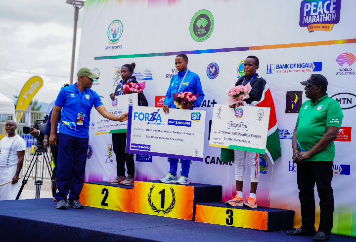 Adeline Musabyeyezu won gold in the Womenu2019s half marathon at Kigali Peace Marathon on May 29, 2022. / Dan Nsengiyumva