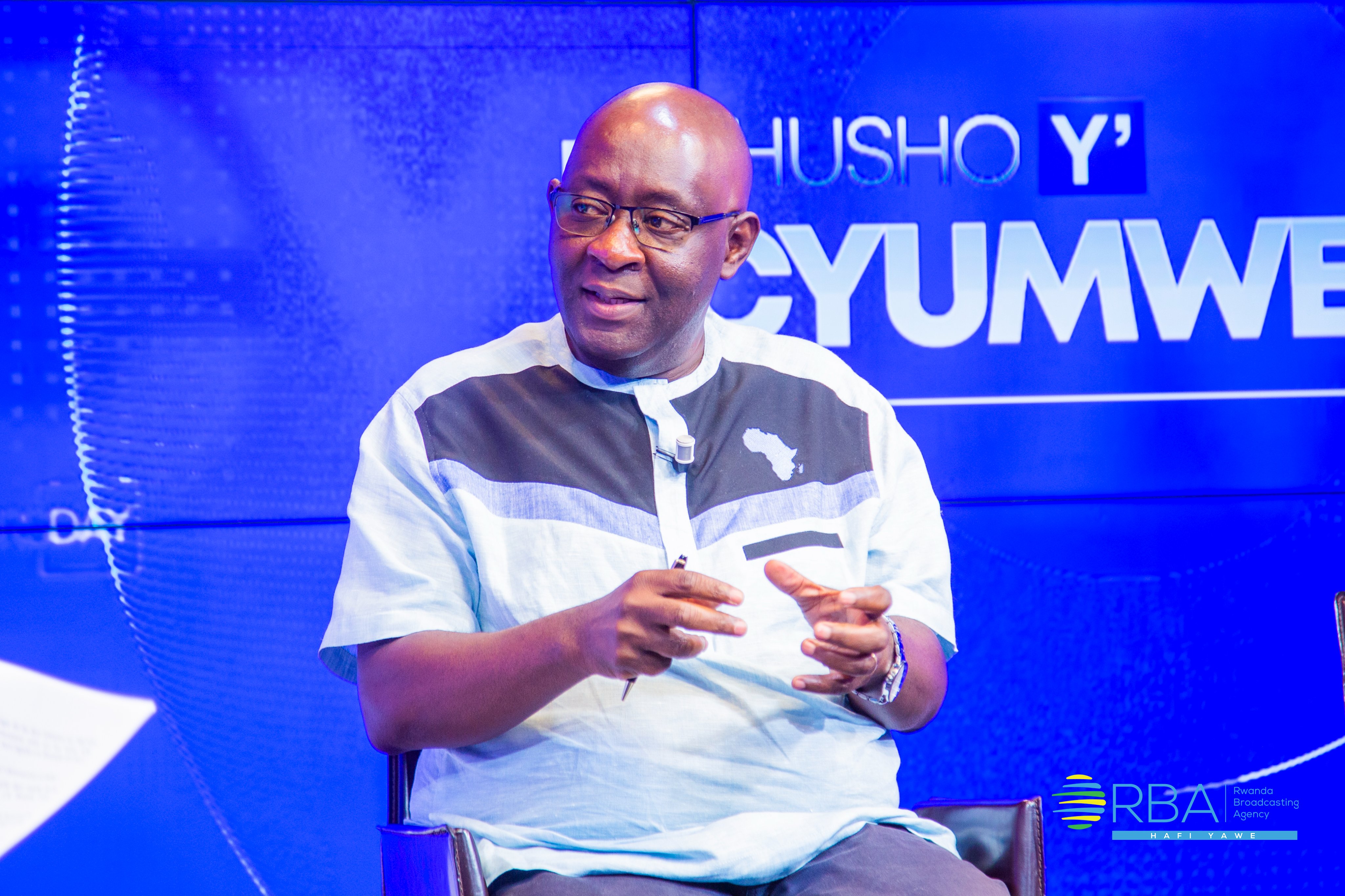  The Deputy Government Spokesperson, Alain Mukuralinda, speaks during Rwanda Television talk show u201cIshusho y'Icyumweruu201d on Sunday, May 29. Courtesy