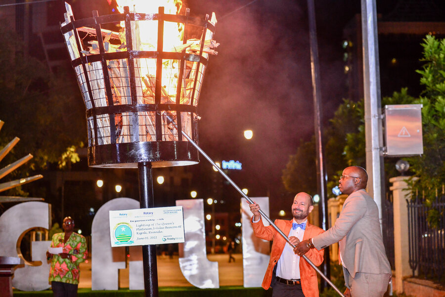 Kigali City Mayor Pudence Rubingisa and Omar Talal Ali Daair,  the United Kingdom as High Commissioner light beacons as part of the celebrations for the 70th year of Her Majesty Queen Elizabeth IIu2019s accession in Kigali on June 2. 