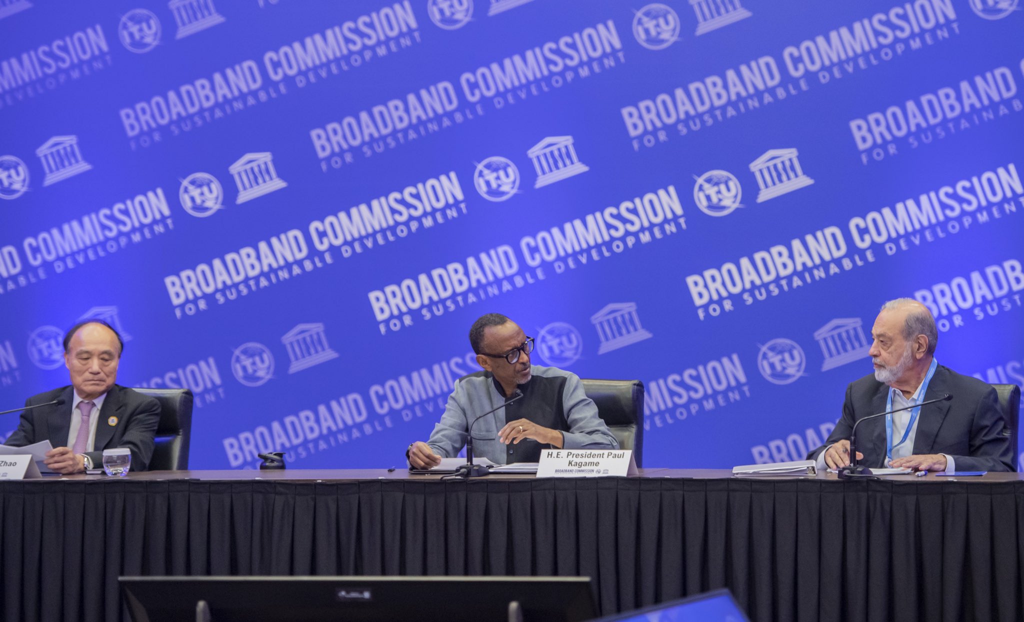 President Paul Kagame and  Carlos Slim, a Mexican billionaire(Right) and  Houlin Zhao, the Secretary General of International Telecommunication Union(left) during  the Broadband Commission Meeting for Sustainable Development in Kigali on June 5, 2022. Photo by Village Urugwiro