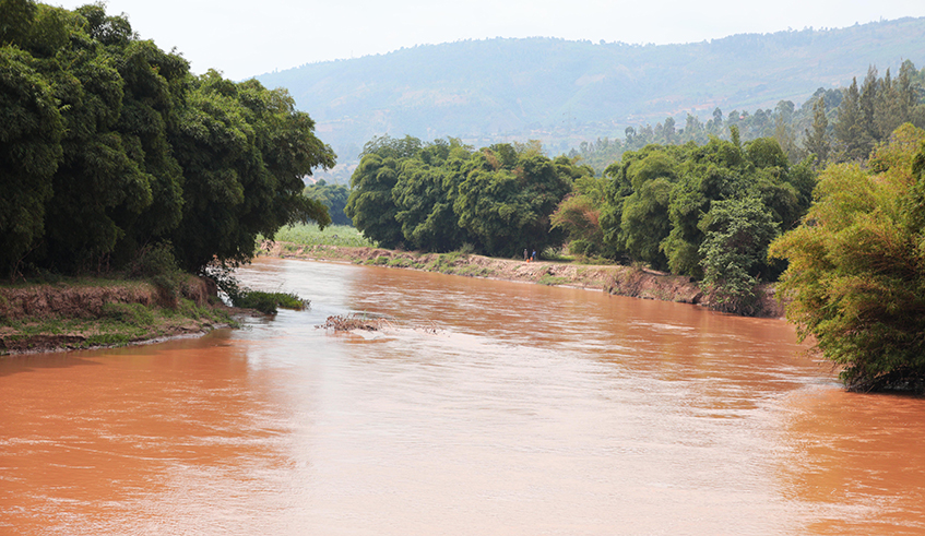 A view of Nyabarongo river that  is the longest river in Rwanda, part of the upper headwaters of the Nile. It turns into Akagera River, which eventually flows into Lake Victoria and forms the Nile River. Photo: Sam Ngendahimana.