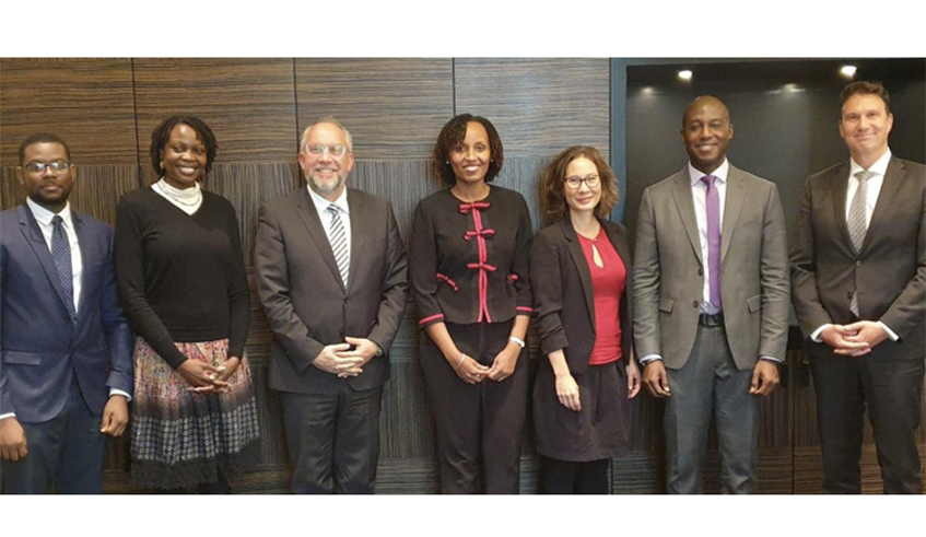 L-R: Sam Akinosun, Audrey Namdiero-Walsh, Stephan Goericke [iSQI Group CEO], Lydie Hakizimana [AIMS-NEI CEO], Erika Paasche, Momar Dieng, Ronald Huster) . / Photo Credit: iSQI GmbH