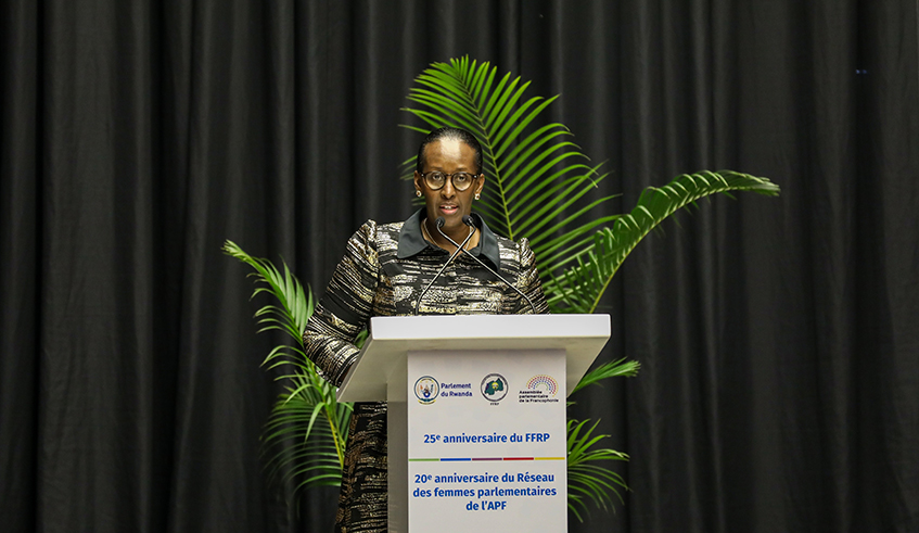 First Lady of Rwanda, Jeannette Kagame delivers remarks at a gala dinner in honour of the Silver Jubilee of the Forum of Rwandan Women Parliamentarians  and the 20th anniversary of Assembleu0300e Parlementaire de la Francophonie. / Photo by Dan Nsengiyumva