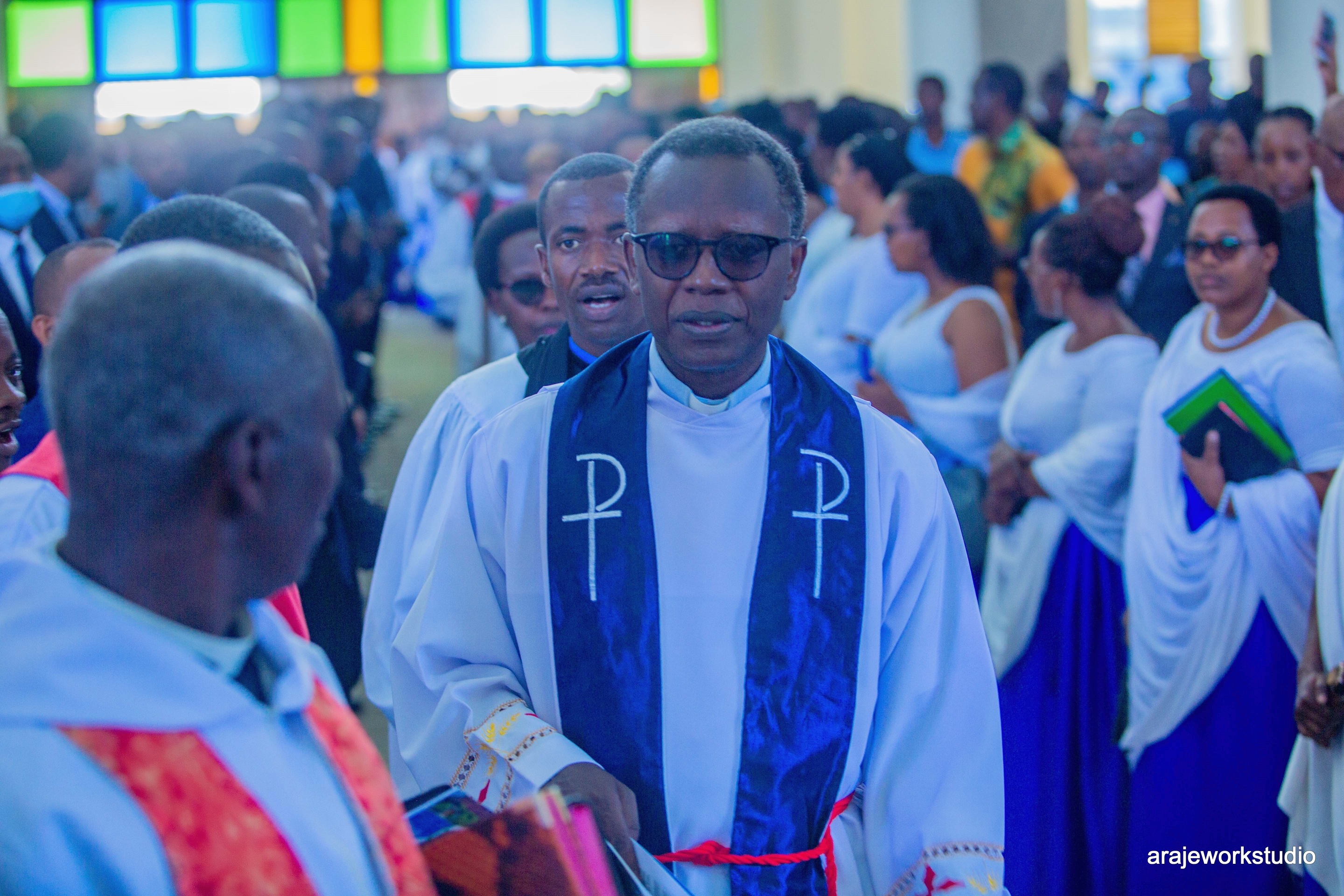 Reverend Canon Antoine Rutayisire, the Pastor of Remera Anglican Church during the event