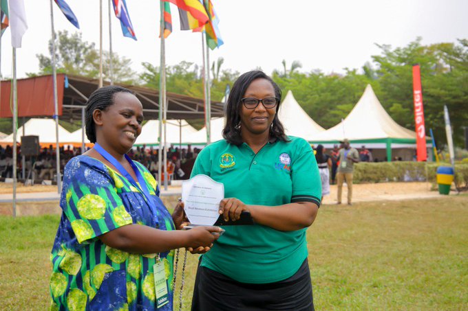 Annonciata Mukafurika (left) was the best woman exhibitor in 2019. Photo: Courtesy.