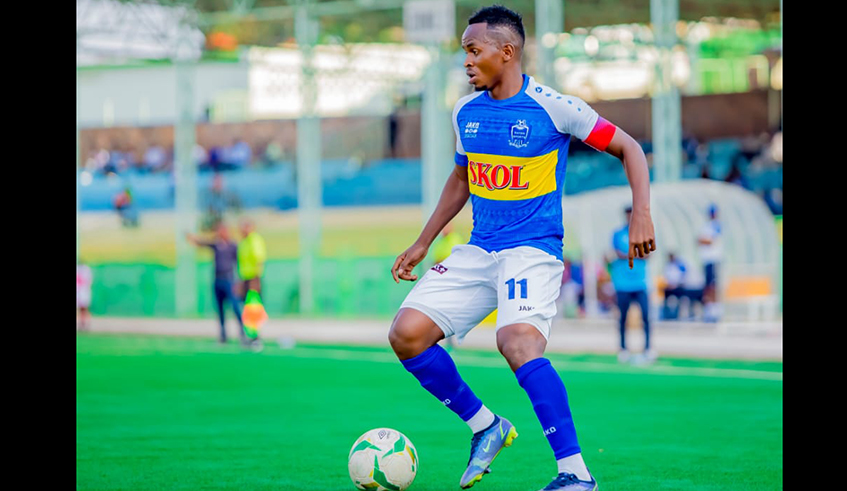 Kevin Muhire, a playmaker and captain of Rayon Sports, has declined extending his stay at the Blues. Rivals Police have initiated contact with the player. Photo: Courtesy.