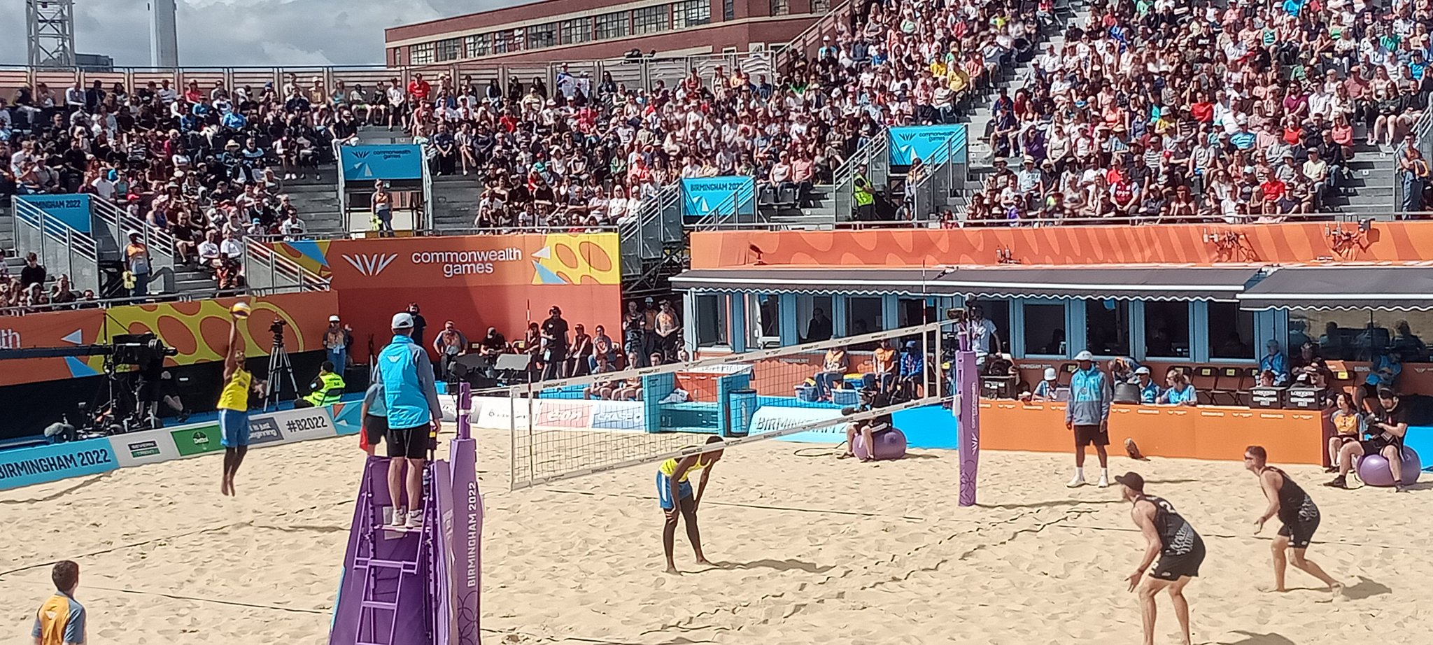 Rwanda for a historic first time, reached the semi-finals in men's beach volleyball at the Commonwealth Games after edging out New Zealand 21-18, 21-19 in Birmingham