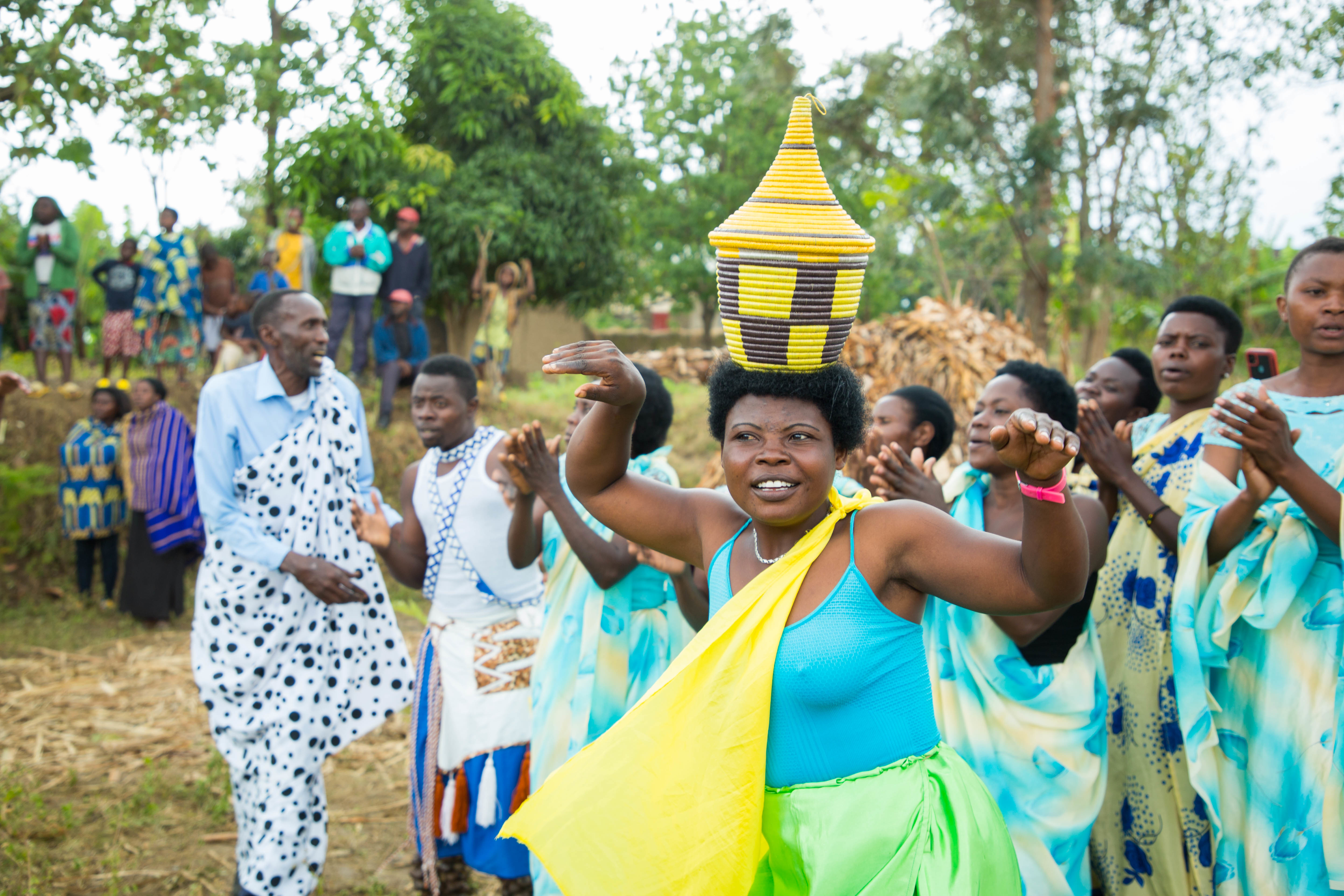 A traditional ballet entertain visitors at  the former residence of  Kigeli IV Rwabugiri in Rubengera in Karongi District. 