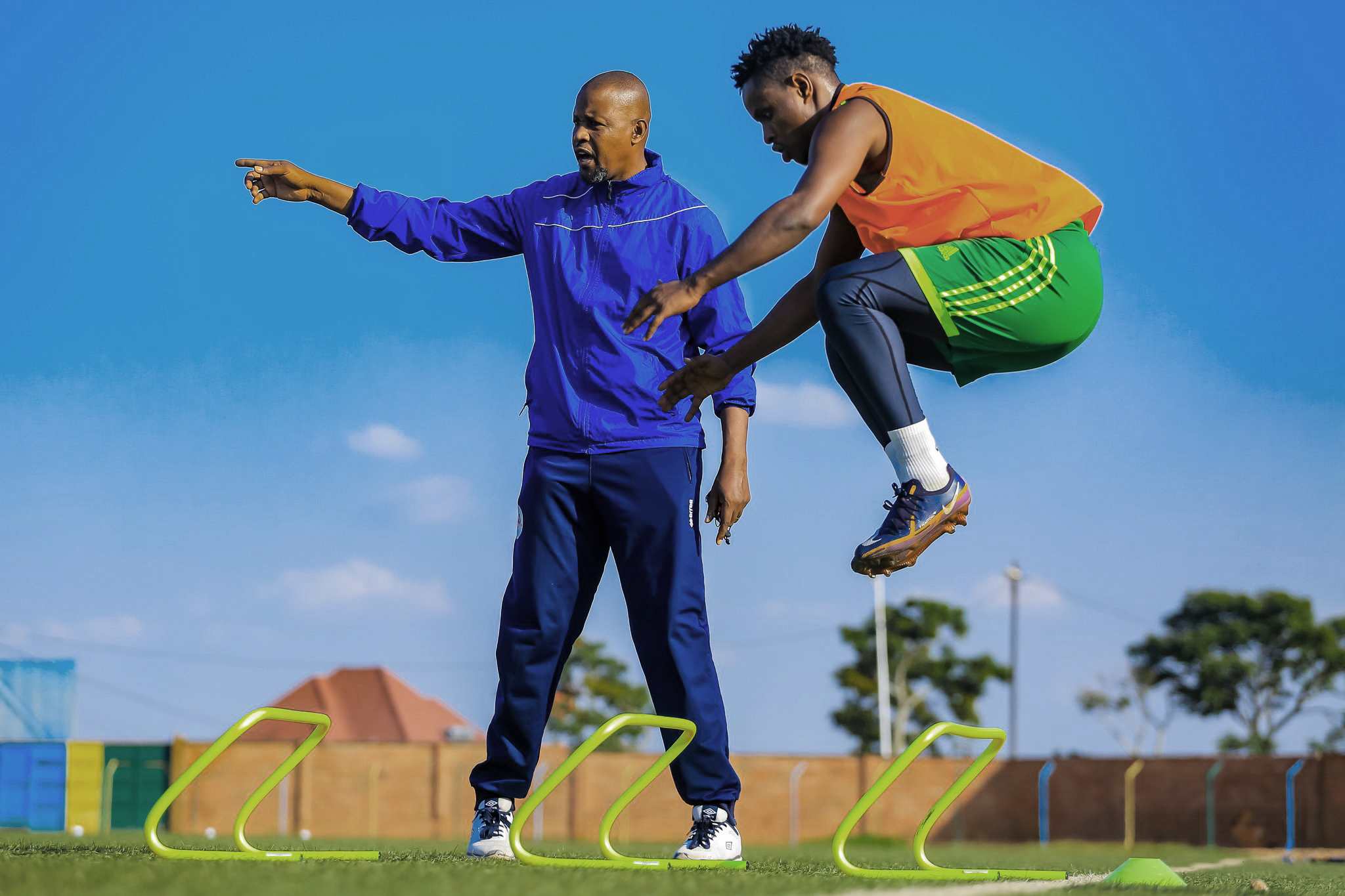 AS Kigali coach Cassa Mbungo Andre gives instructions to his players during a training session this week. Mbungo says his team will be hoping to reach the group stages of this yearu2019s Confederations Cup. Photo: File.