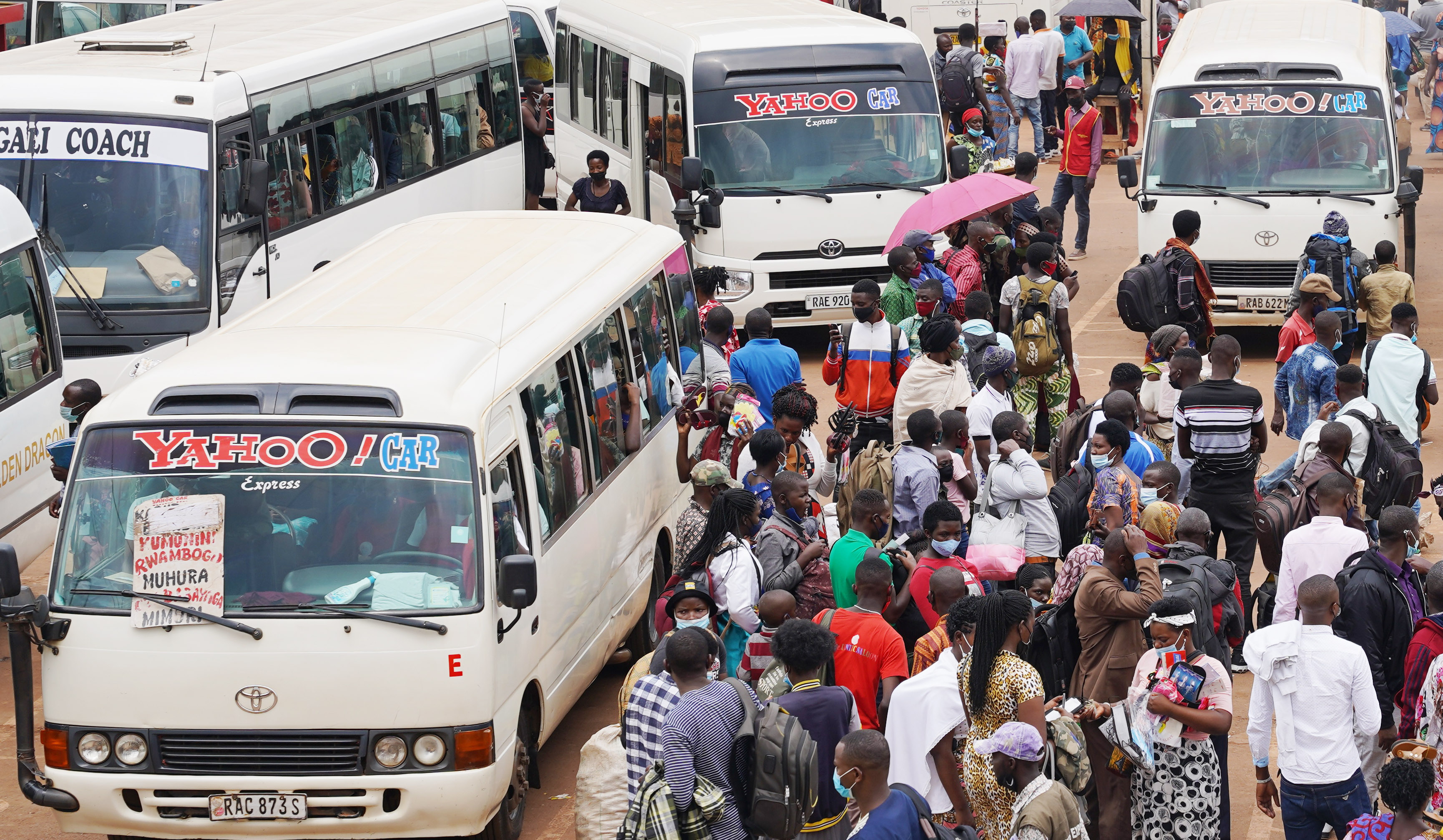 Starting on Friday, August 12, Yahoo Car Ltd will operate its buses along two routes_ Gikondo (Bwerankori) to Nyabugogo Bus Park and Bwerankori to Kimironko bus park. Craish Bahizi.