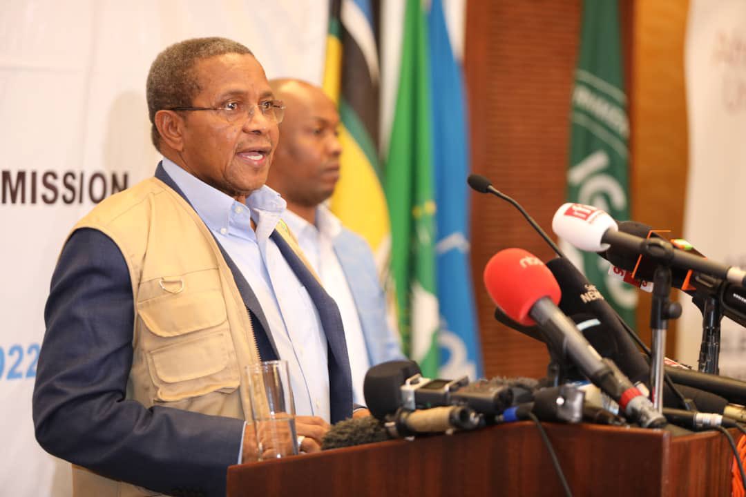 The Head of the regional EACu2019s election observer mission, former Tanzanian President Jakaya Mrisho Kikwete presents the report on August 11. Courtesy
