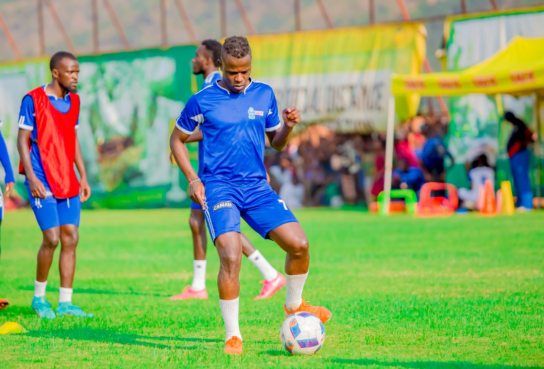 New Rayon Sports striker Paul Were trains with his new teammates last week. He has vowed to propel the club to many trophies. 